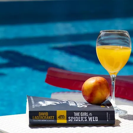 Villa Hisar Celebrity E