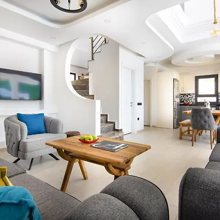 Hisar Celebrity E Villa *