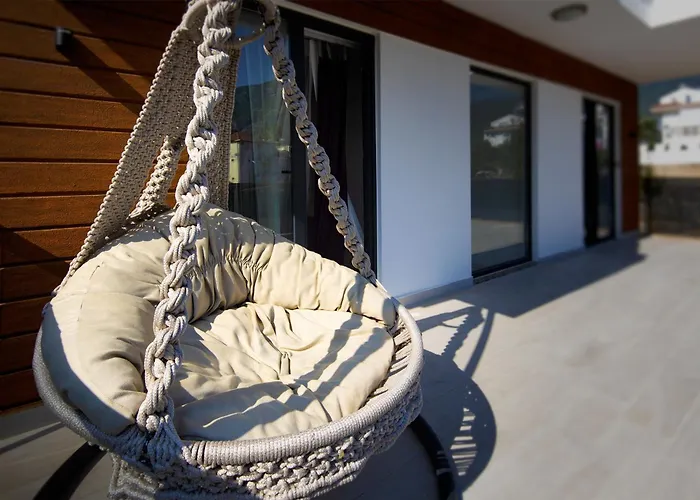 Hisar Celebrity E Vilă